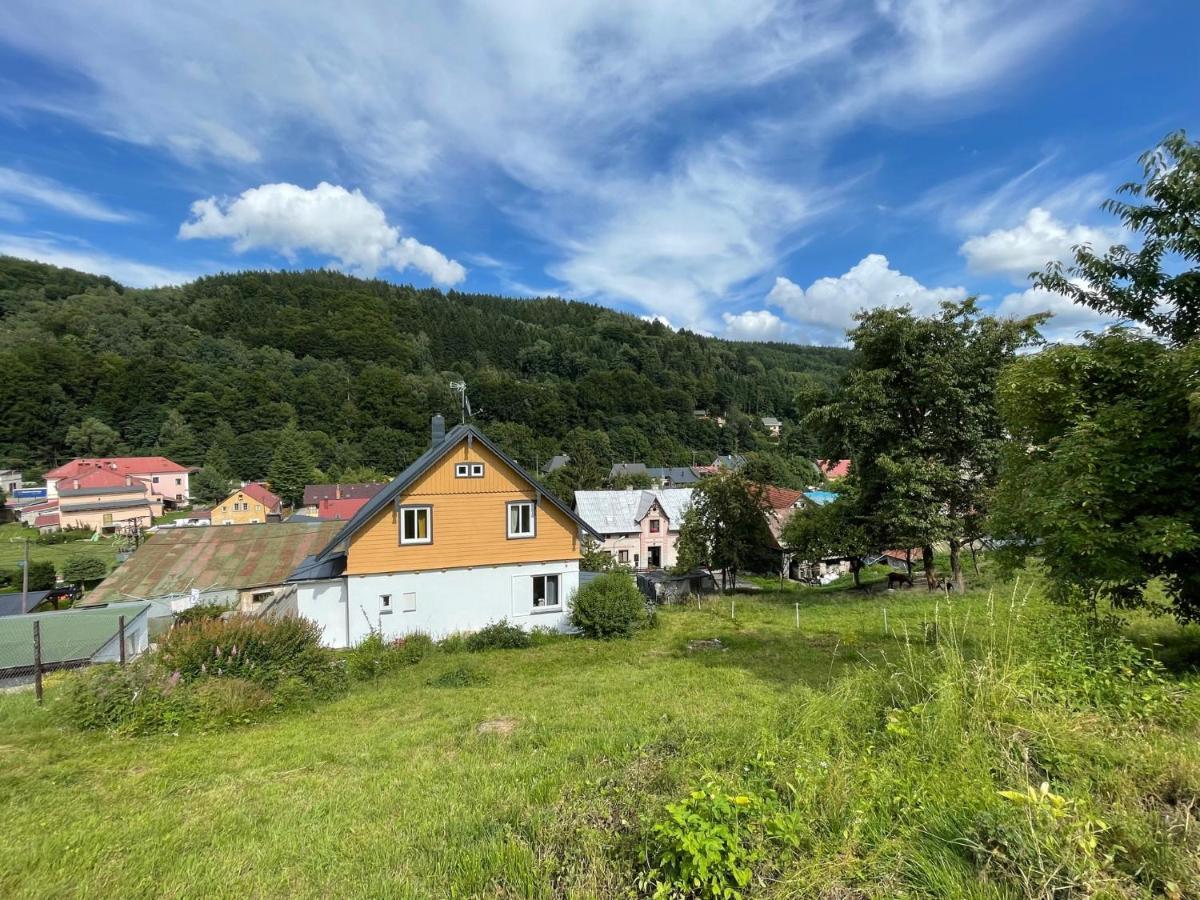 Chalupa Svoboda Ex Chatta Svoboda nad Úpou Buitenkant foto